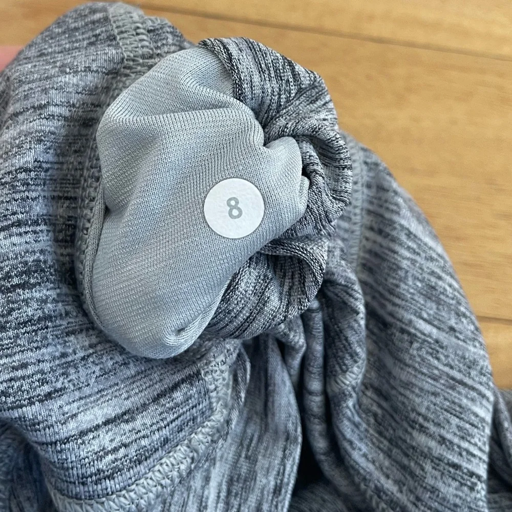 Lululemon Heather Grey Leggings - Picture 9 of 9